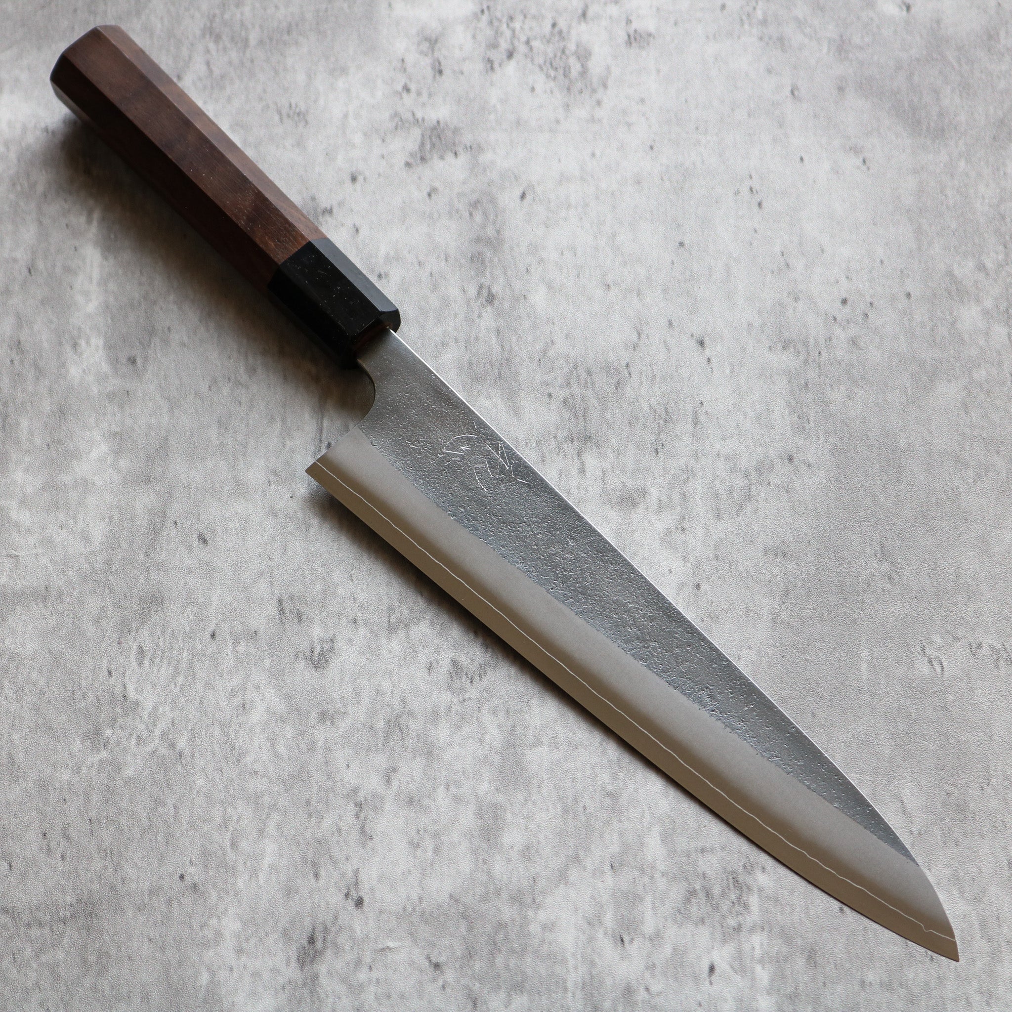 GYUTO (CHEF'S KNIFE)